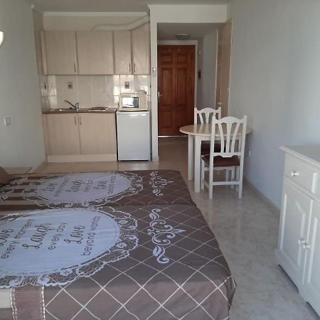 Apartamentos Torres Cardona Cala Llonga  Ngoại thất bức ảnh